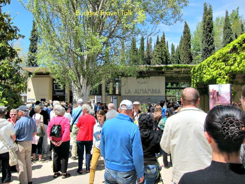 On arrival at the Alhambra there was a confusion of excited people in queues.