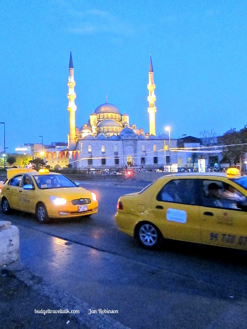 Istanbul Taxis and New Mosque