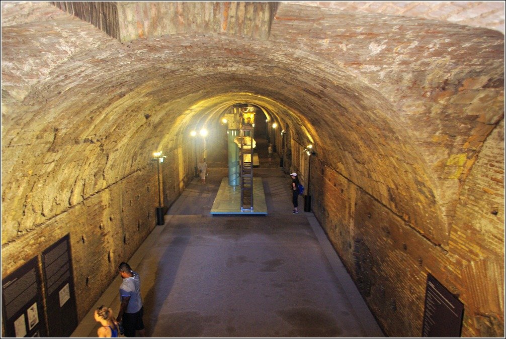 Terme di Caracalla Roman Tunnel Section