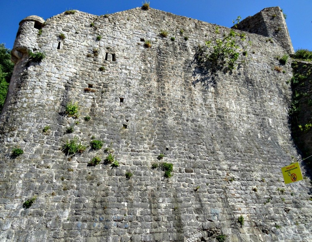 Budva's wall