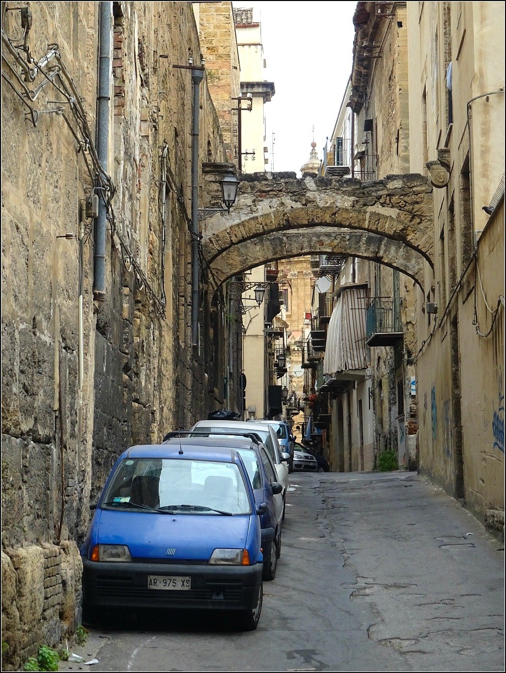 Palermo Street Scene